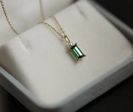 Green Crystal Necklace