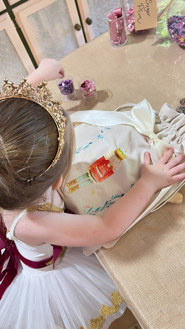 Christmas Santa Sack Decorating Workshop