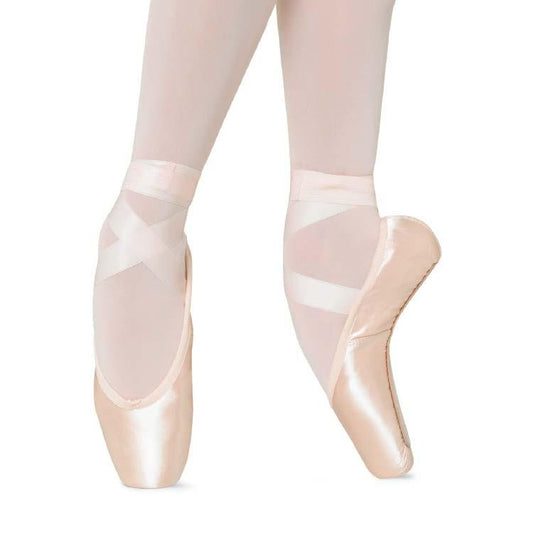 Axis Bloch Pointe Shoe